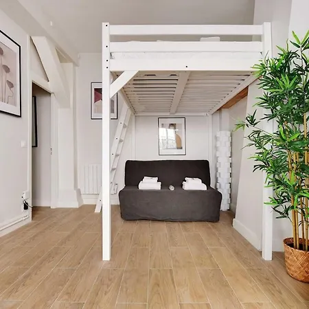 Cozy With Garden Near Republique Apartment *