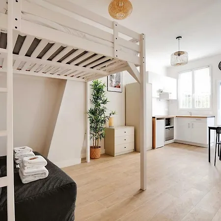 Cozy With Garden Near Republique Apartment *